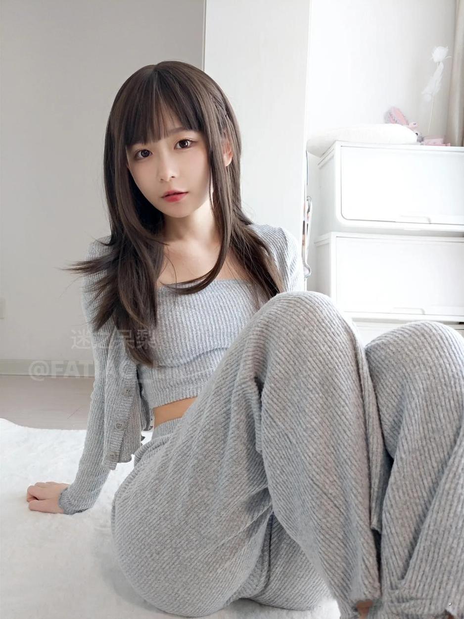 现在就在线观看娱乐718抖音网红的最新作品，享受与美女的视觉盛宴